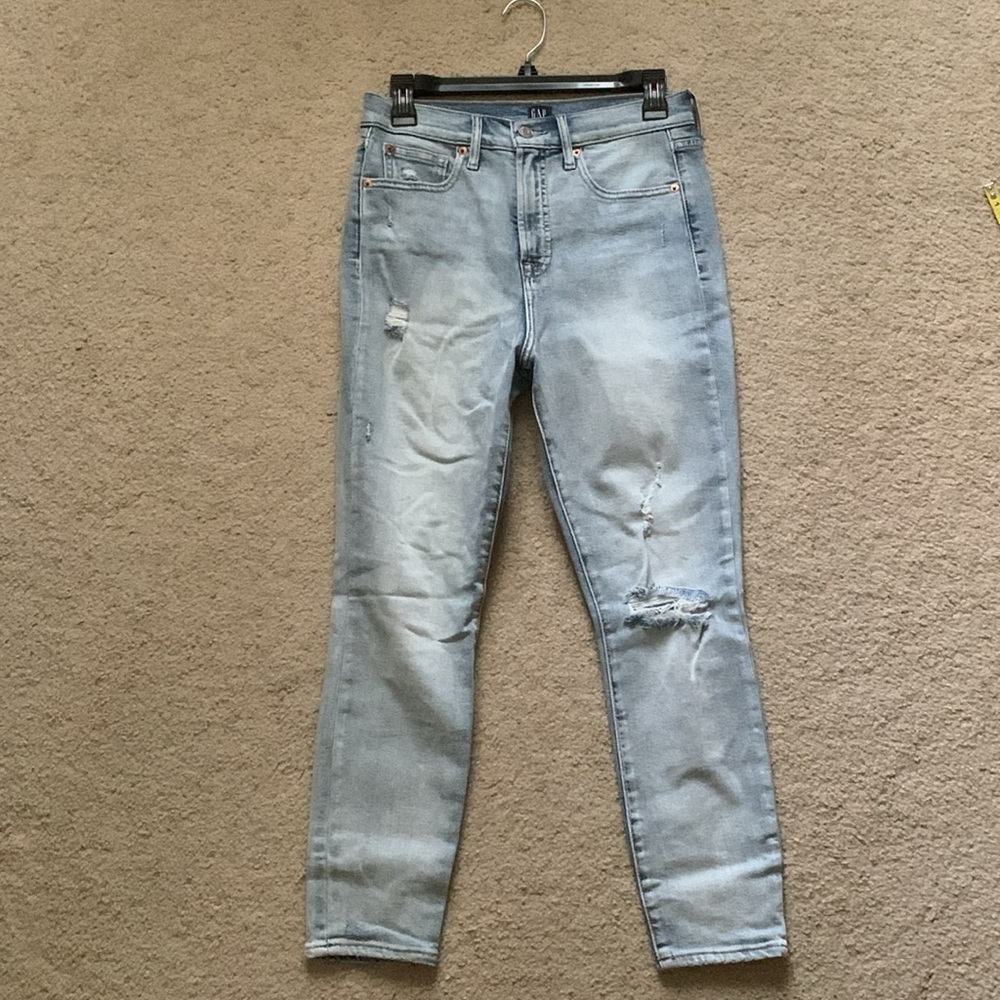 GAP petite true skinny denim ripped jeans